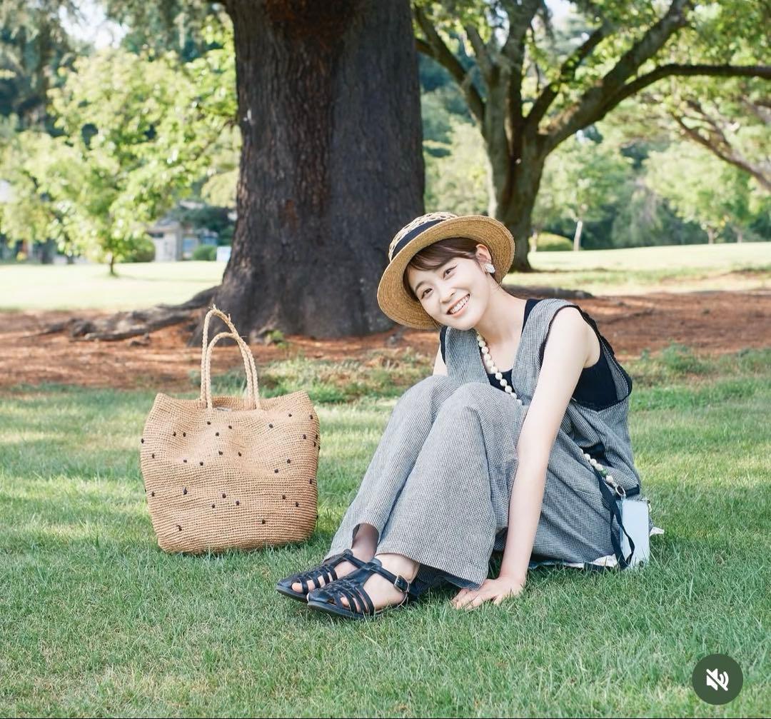 m*m様 最終値下げ　nest robe リネン襟付きサロペット　ゆべし着用