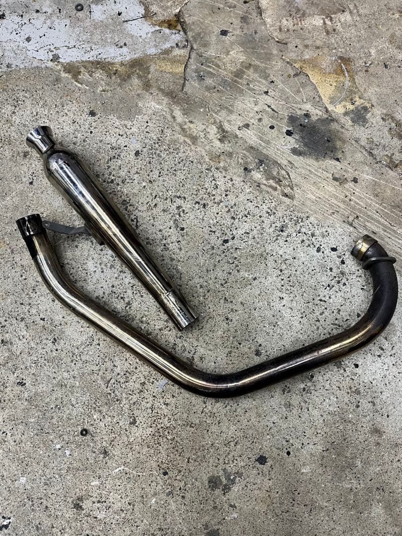 sr400トランペットマフラー