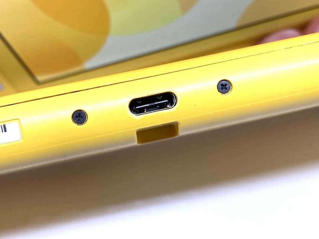 Nintendo スイッチライト本体(イエロー)動作品ジャンク扱い期間限定値下げ