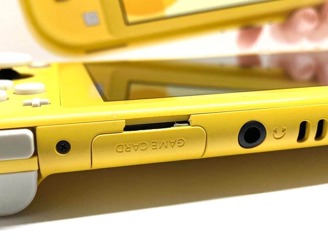 Nintendo スイッチライト本体(イエロー)動作品ジャンク扱い期間限定値下げ