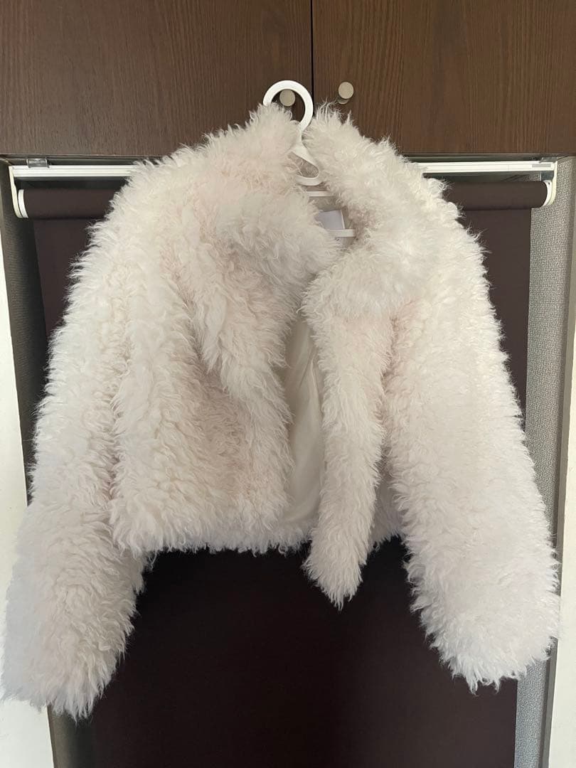 Dazzlin ホワイト フェイクファーコート