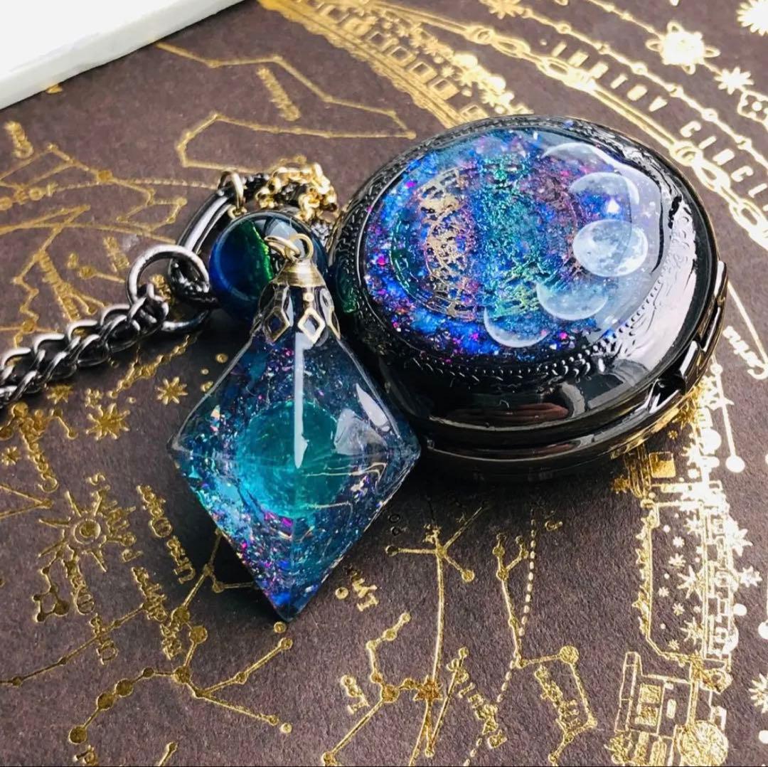 蓄光懐中時計★天体魔法使いの月の満ち欠け(蓄光オルゴナイトフローライト付き)★