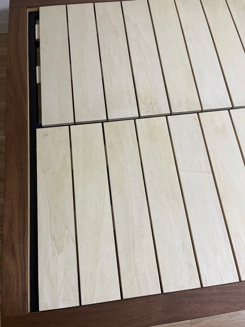 【送料込み】無印良品　木製ベットフレーム　セミダブル（脚付き）