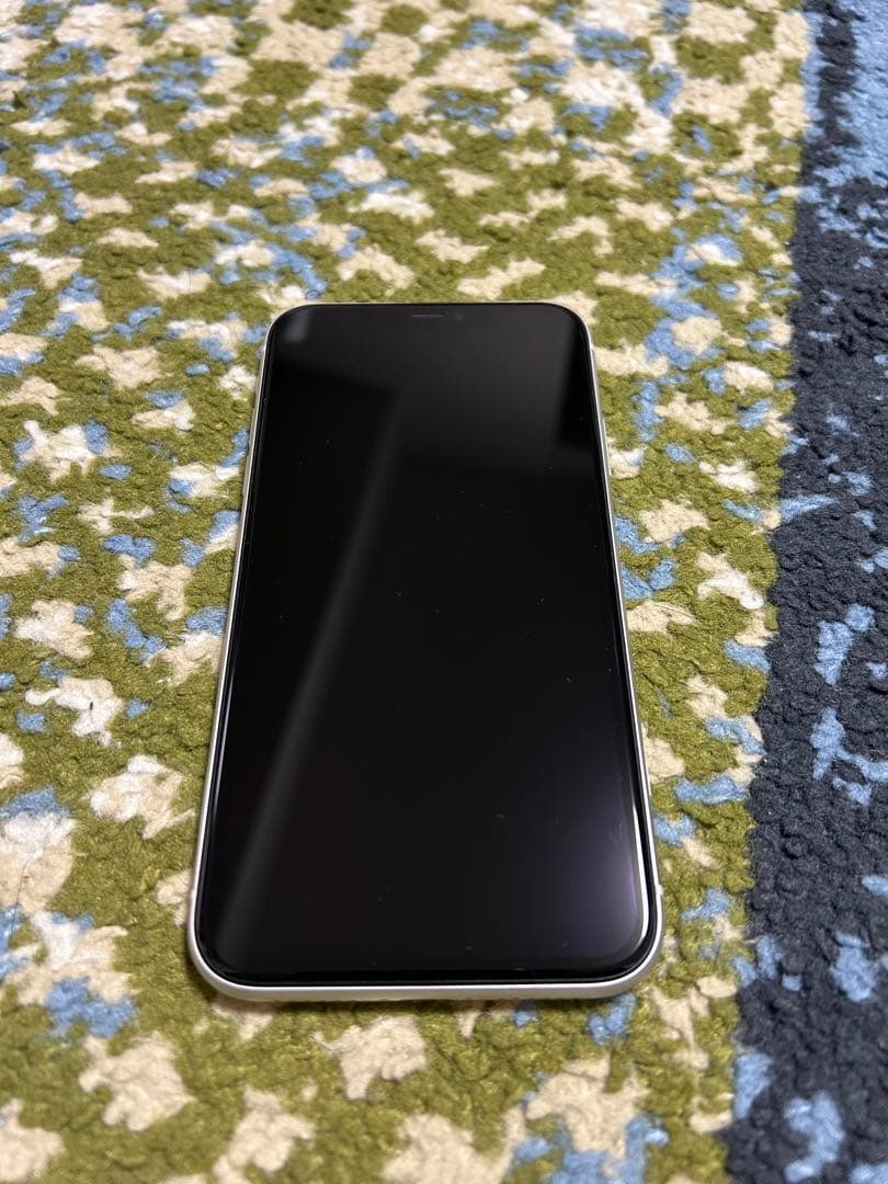 Apple iPhone11 ホワイト 64GB