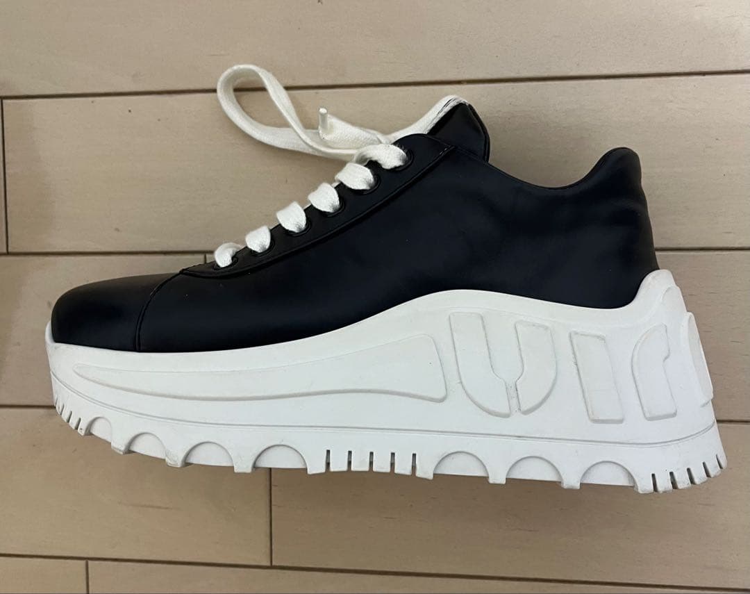 miumiu 厚底スニーカー　レザー　ブラック　サイズ36