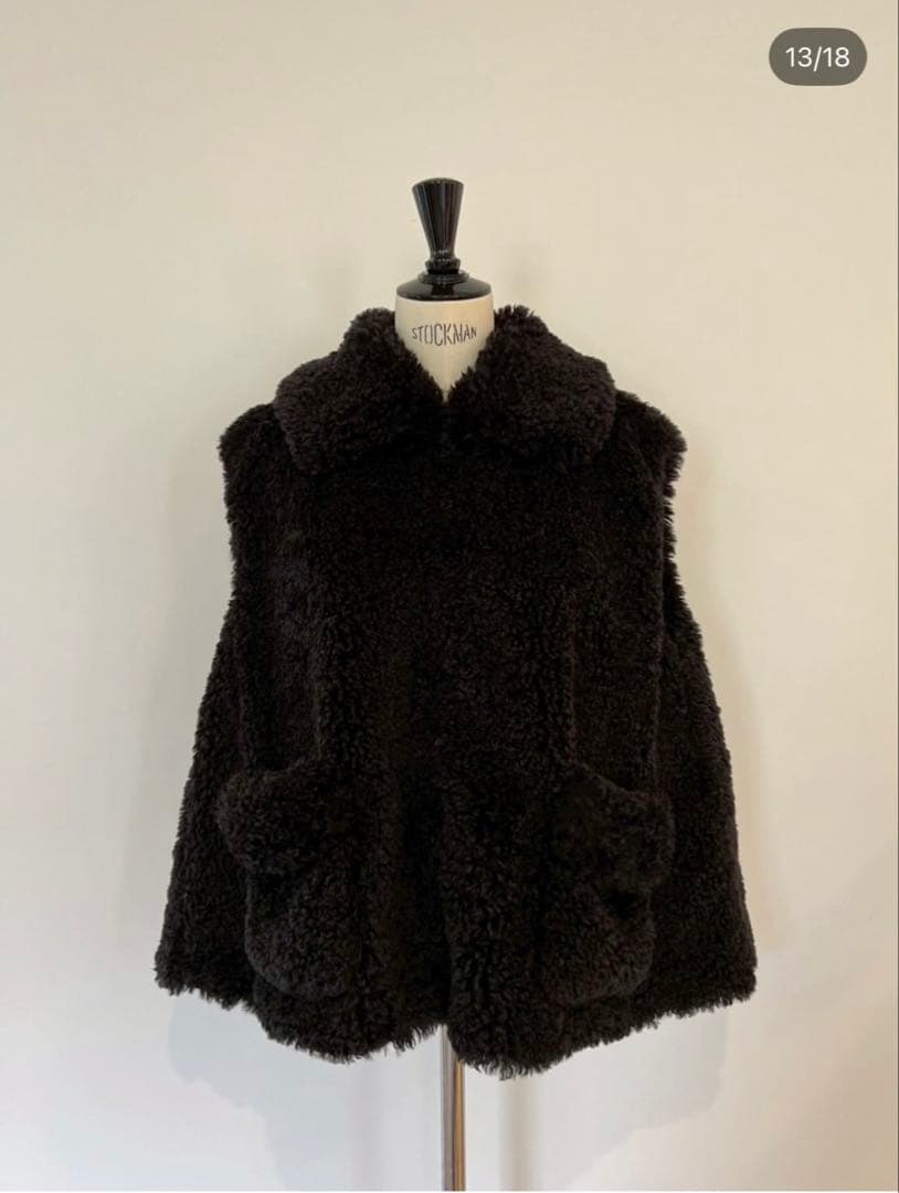 ロージーモンスターBearly boa vest 黒