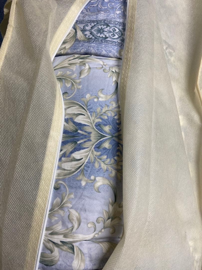 ☆よぺ☆ページ　【新品　未使用】羽毛布団