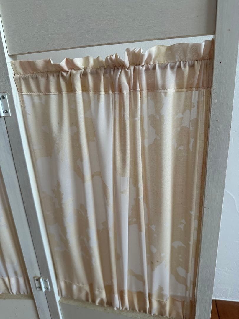 イマン/マニー木製パーテーション 花柄カーテン付き/アンティーク/ドール