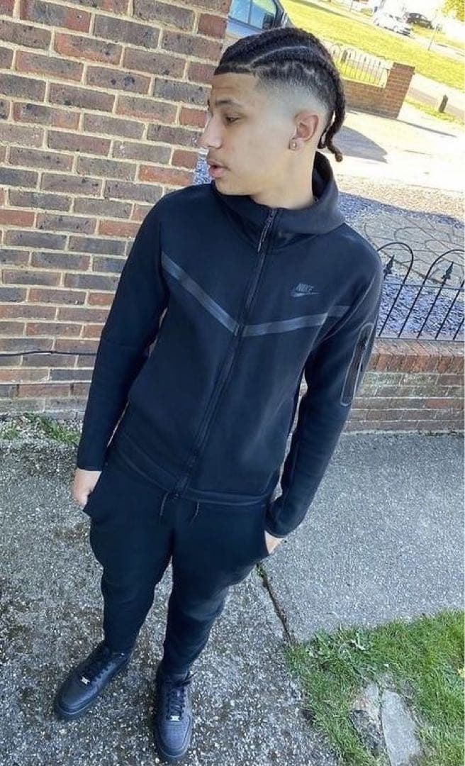 NIKE テックフリース セットアップ 上下 黒