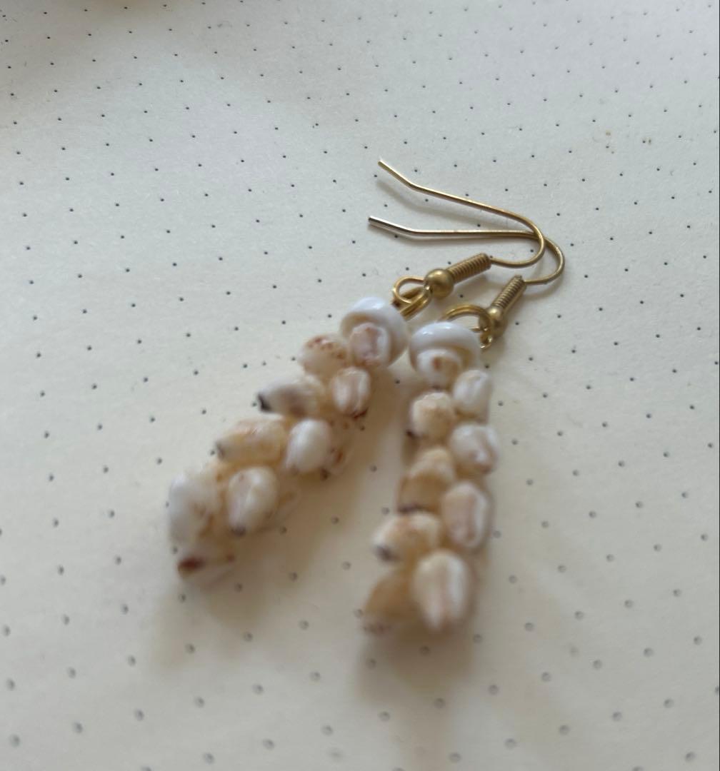 ニイハウシェルピアス　ハワイ　フラダンス