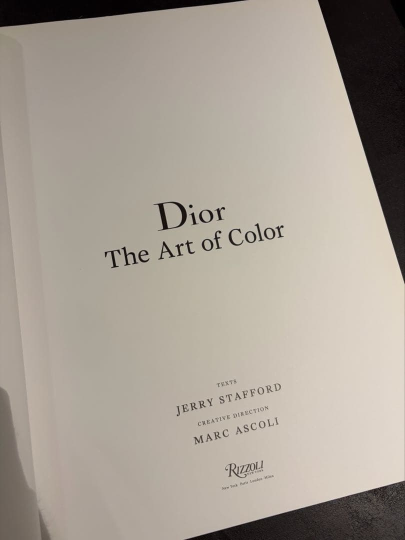 アート・デザイン・音楽 Dior The Art of Color