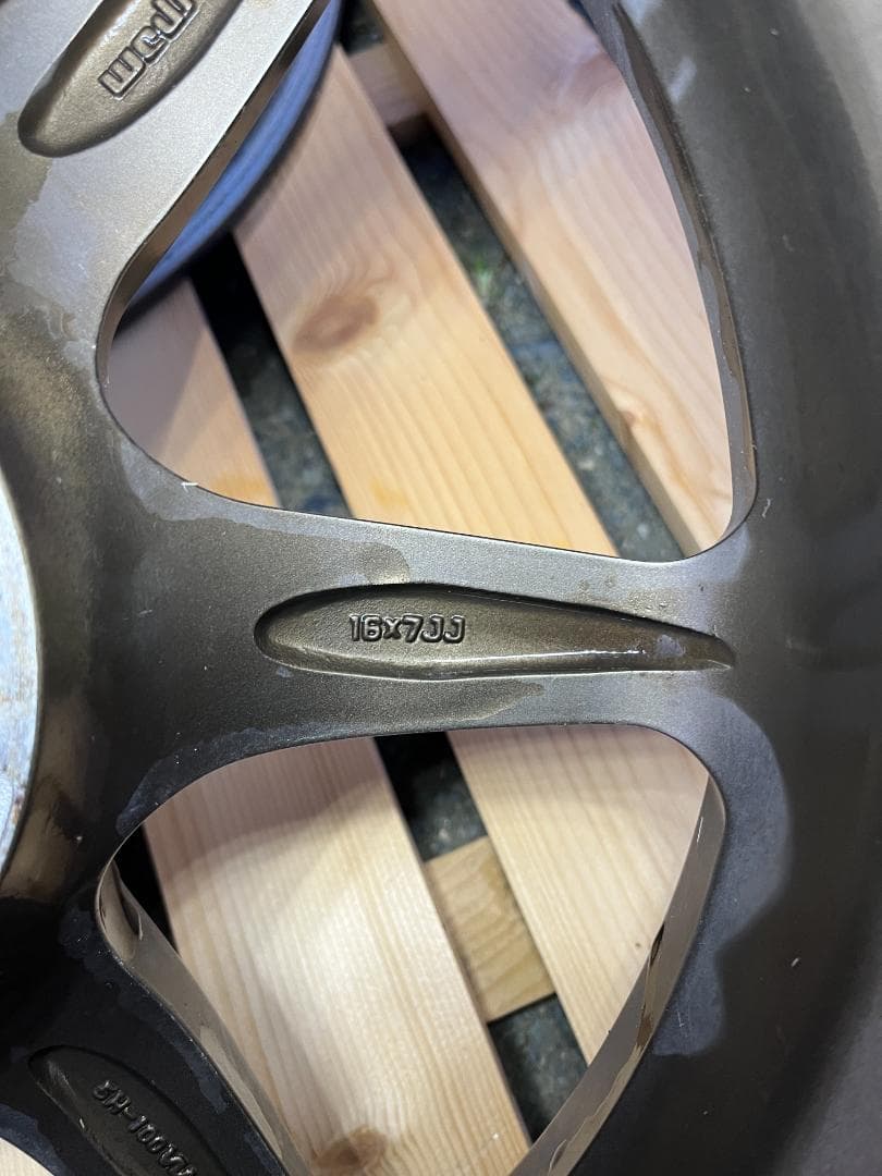 送料込 16インチ 7j 100-4H +36 ウェッズスポーツ SA90 4本