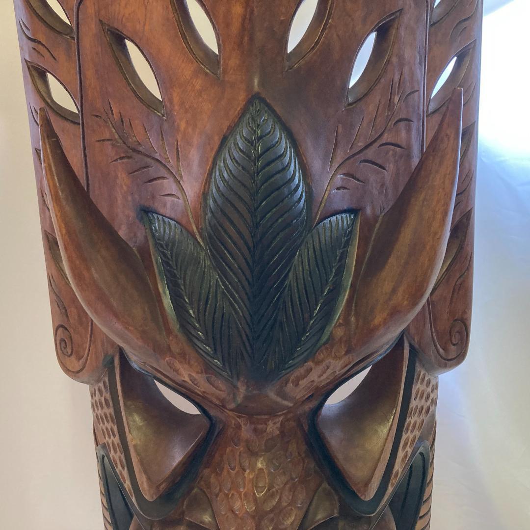 圧倒的存在感！魔除けの力を宿す 巨大ハンドメイド トーテムポール彫刻