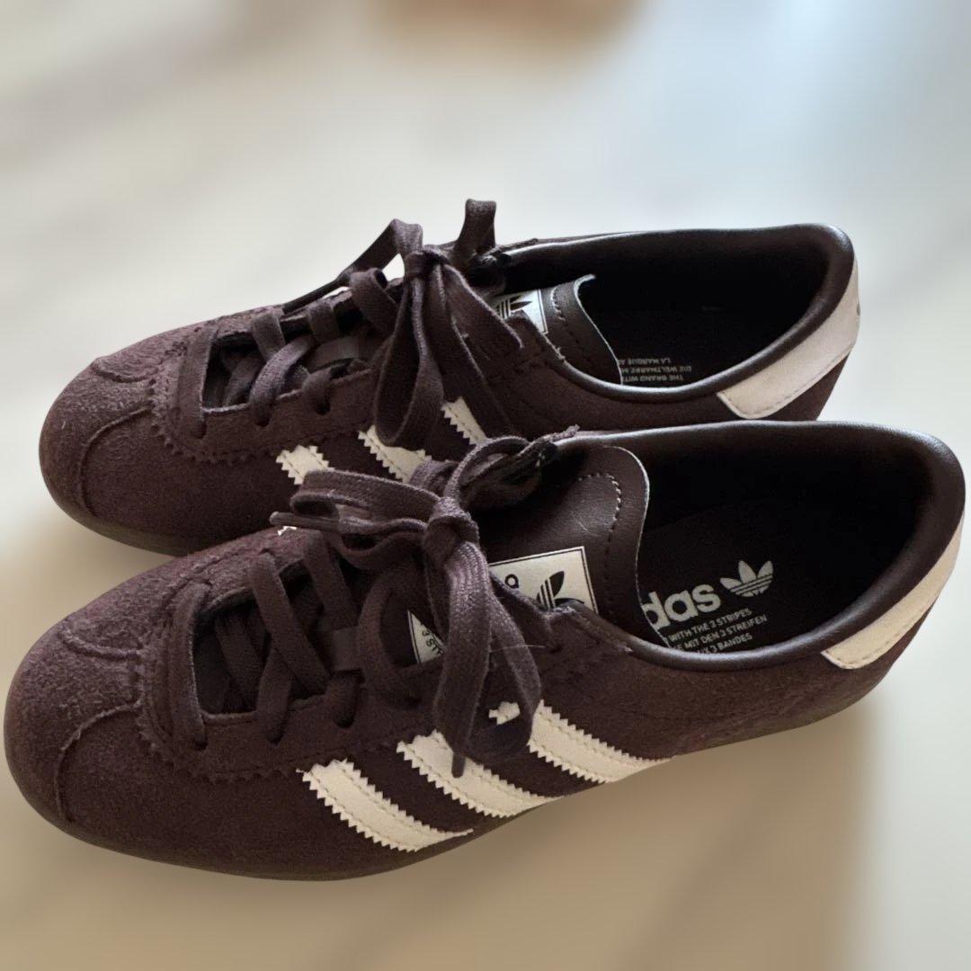 ADIDAS アディダス STADT シュタット JR9553