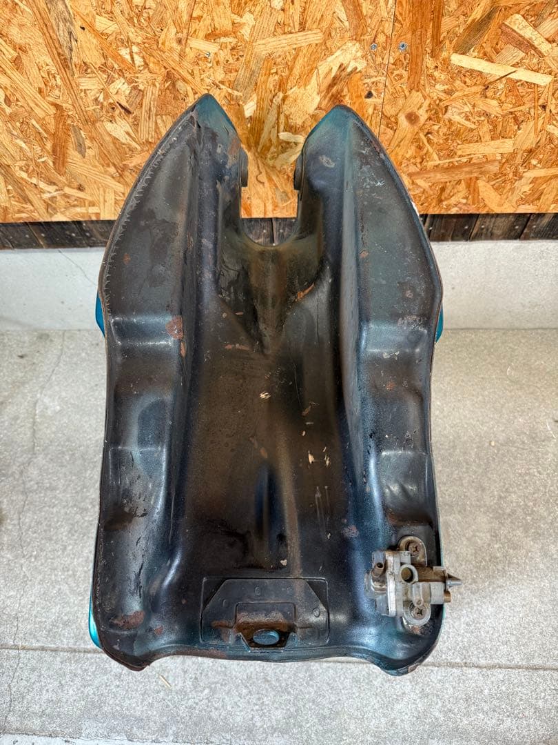 gsx250eザリ用タンク