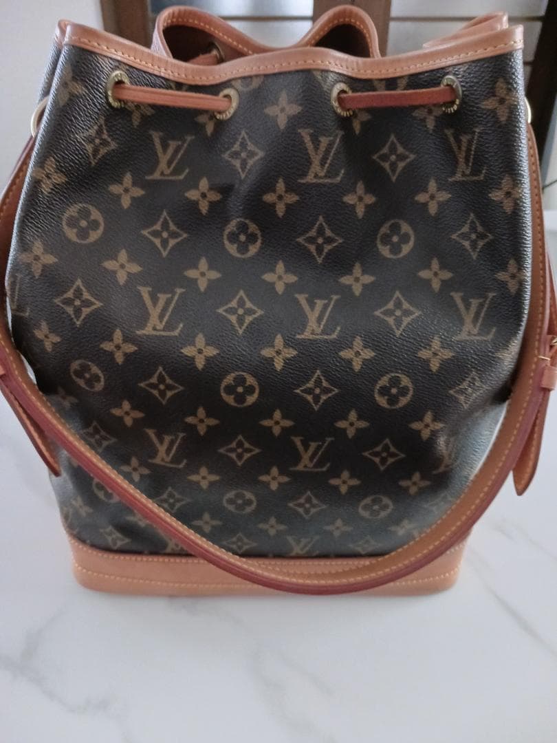 【美品】Louis Vuitton モノグラム ノエ
