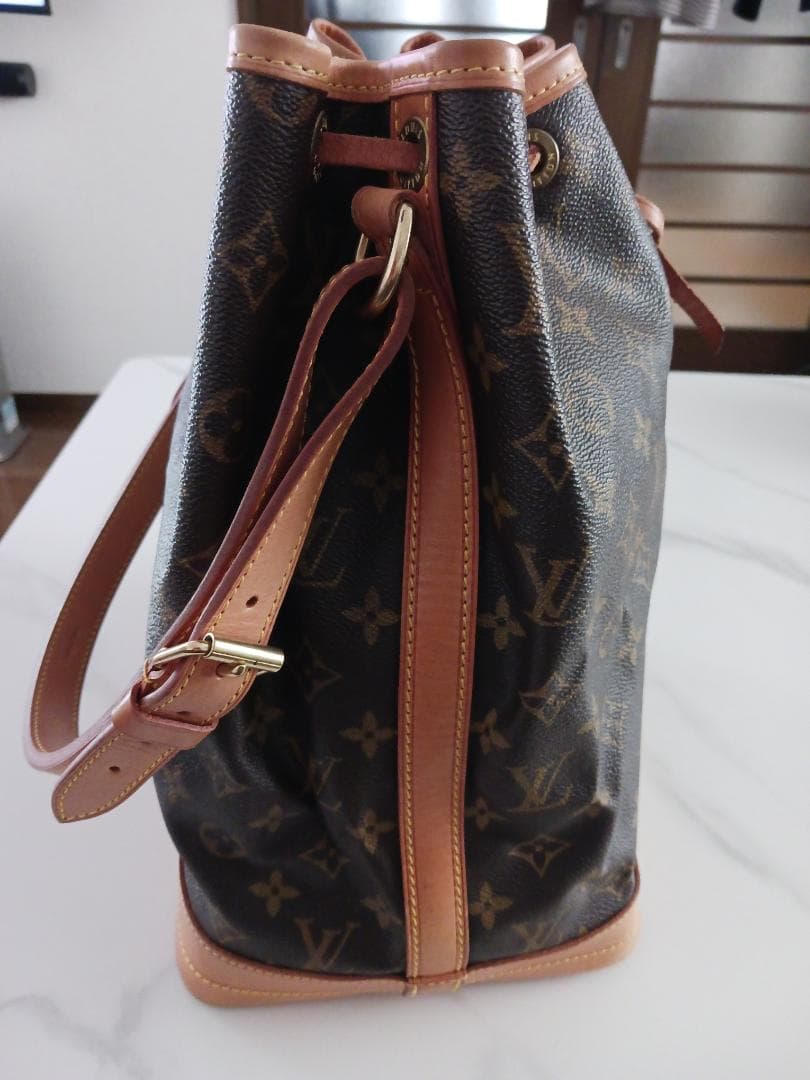 【美品】Louis Vuitton モノグラム ノエ
