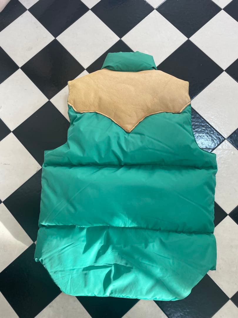 beams別注　ロッキーマウンテン　ダウンベスト　サイズ38 グリーン