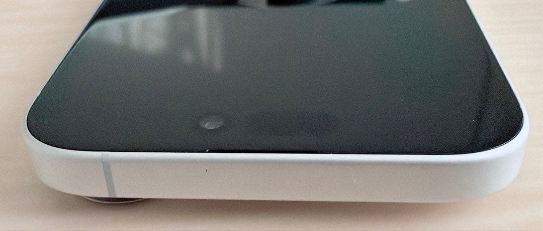 【美品】iPhone16 本体 512GB 未使用フィルム付き