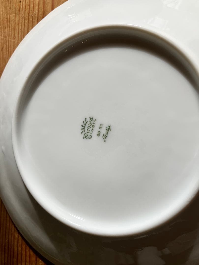 ベッキオホワイト　スープカップアンドソーサー×2