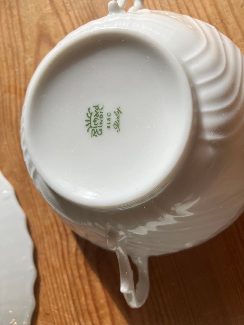 ベッキオホワイト　スープカップアンドソーサー×2