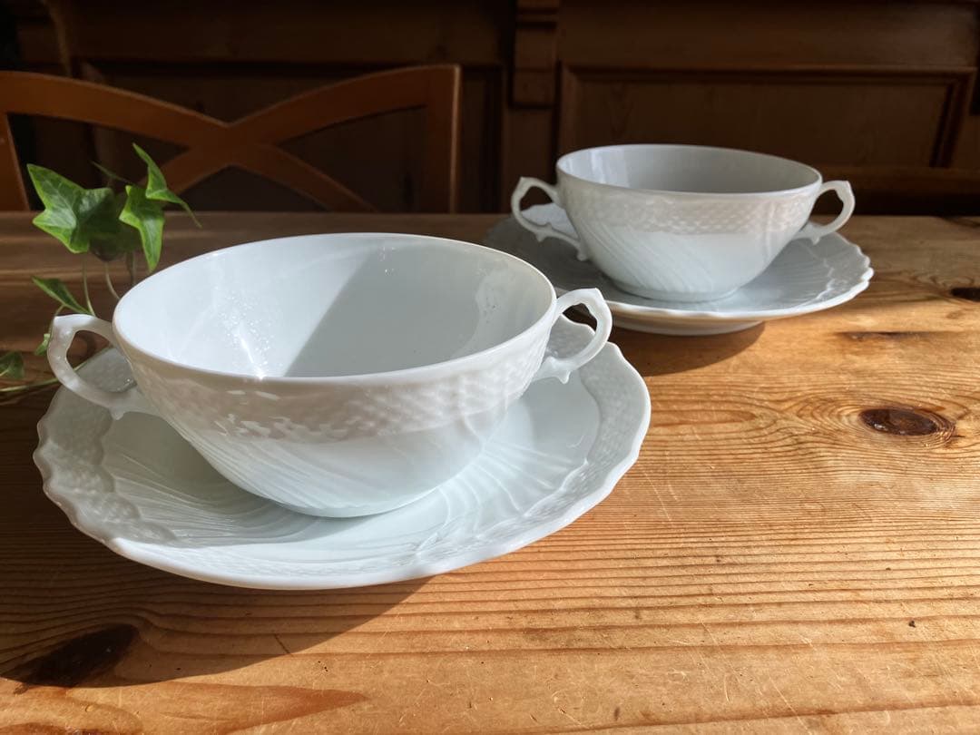 ベッキオホワイト　スープカップアンドソーサー×2