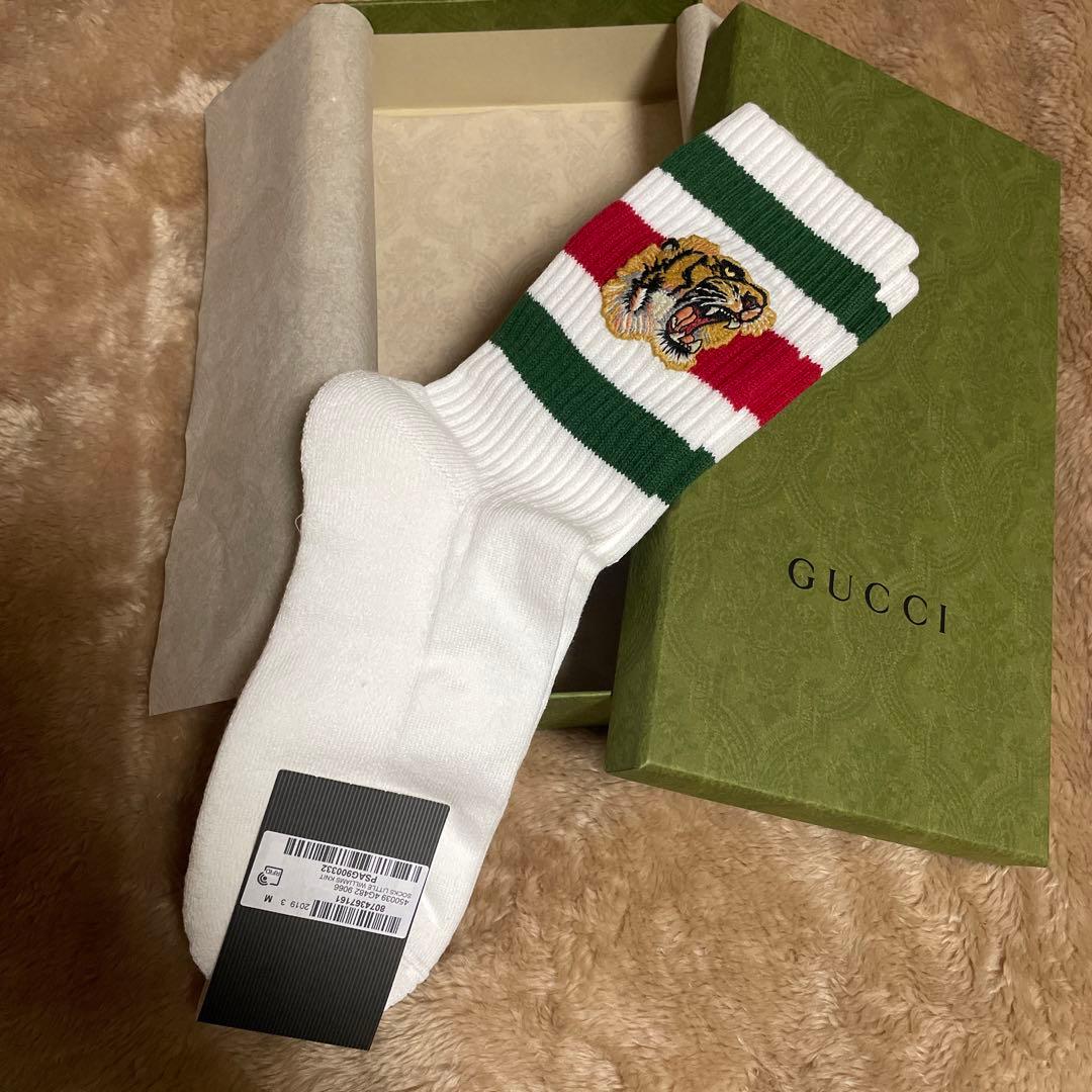 【新品未使用品タグ付き】GUCCI グッチ 靴下 ソックス 虎 M