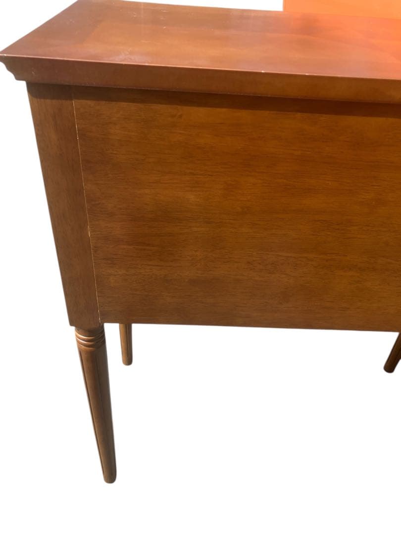 アンティーク風デスク 鍵付き 展示のみ未使用 天板キズあり