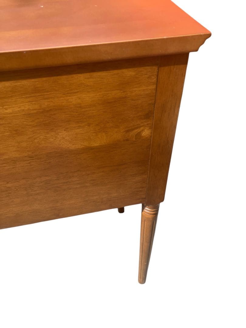 アンティーク風デスク 鍵付き 展示のみ未使用 天板キズあり