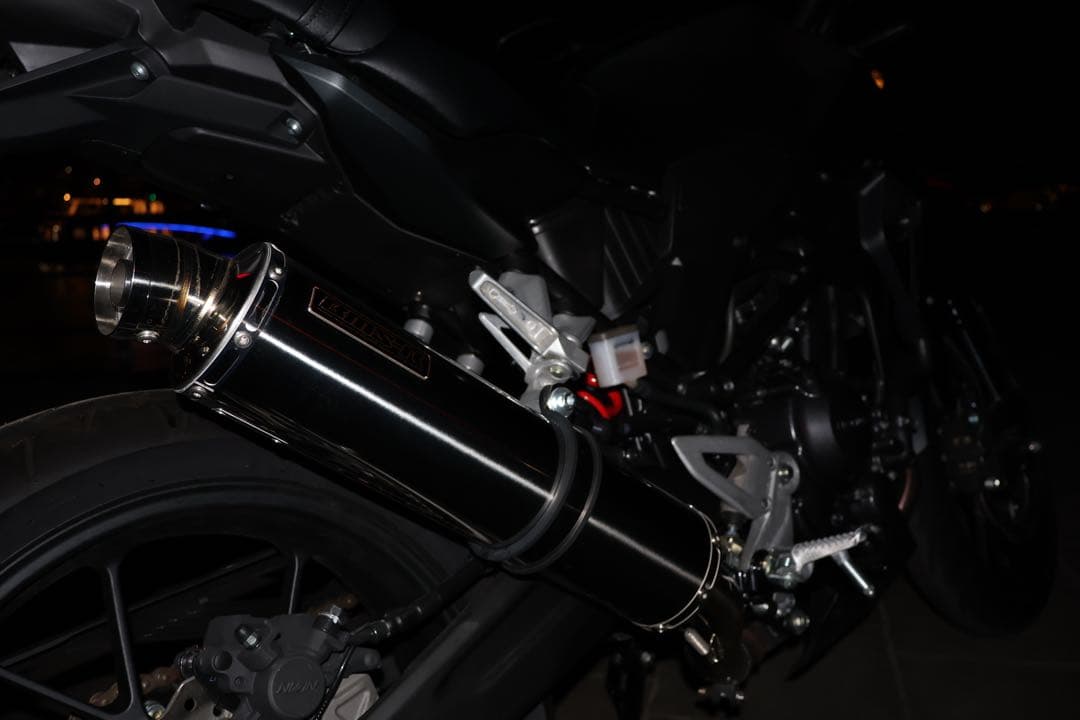 HONDA CB250R マフラー