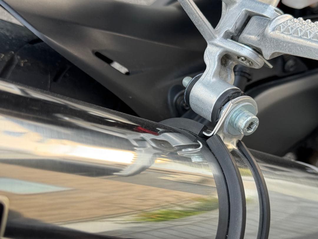 HONDA CB250R マフラー