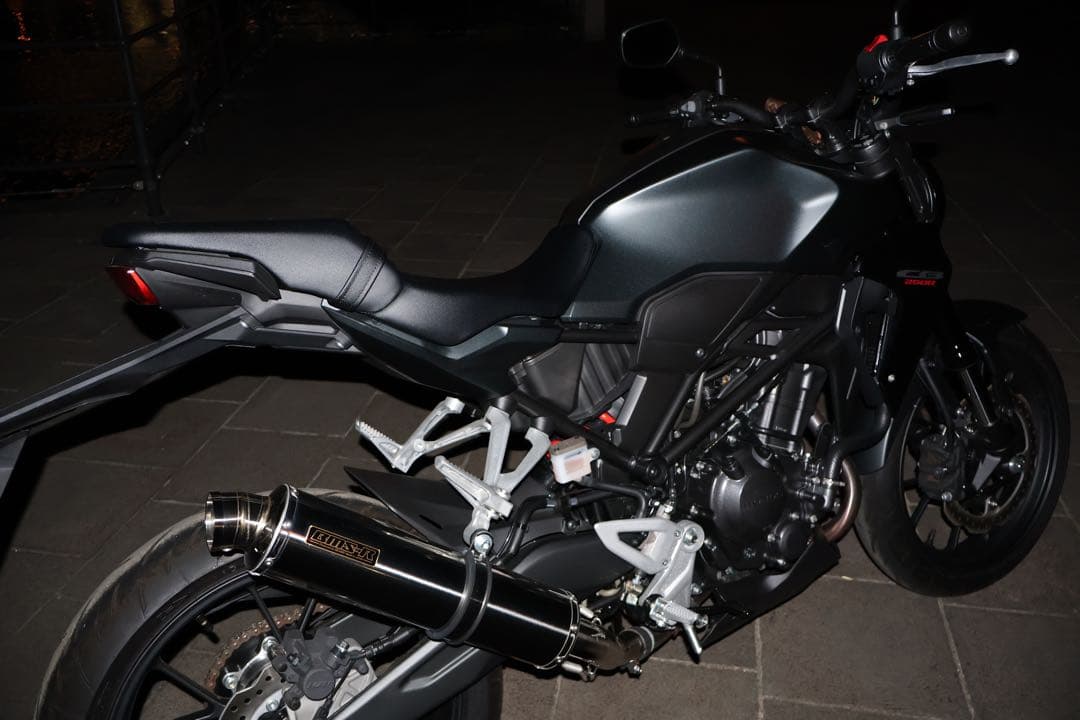 HONDA CB250R マフラー