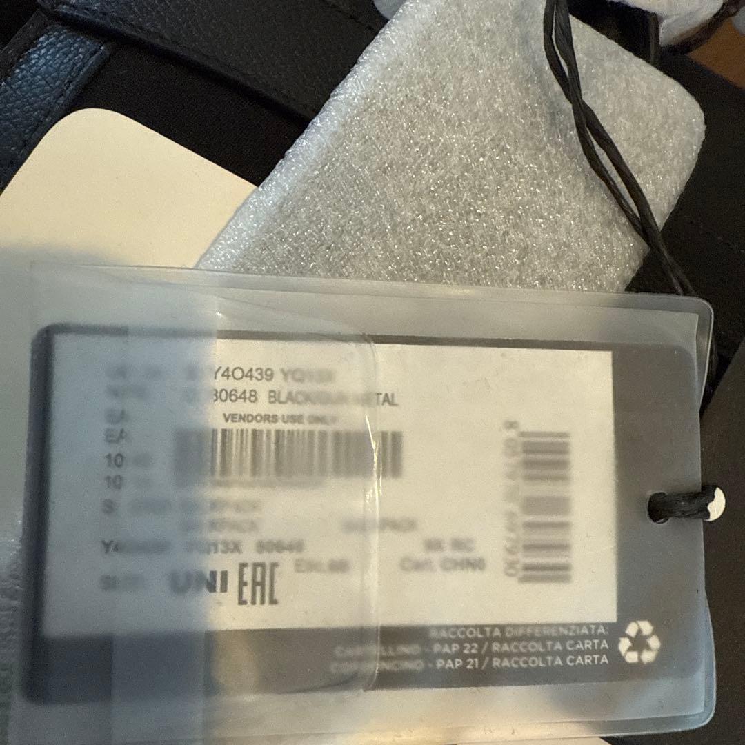 エンポリオアルマーニ EMPORIO ARMANI Y4O439　YQ13X