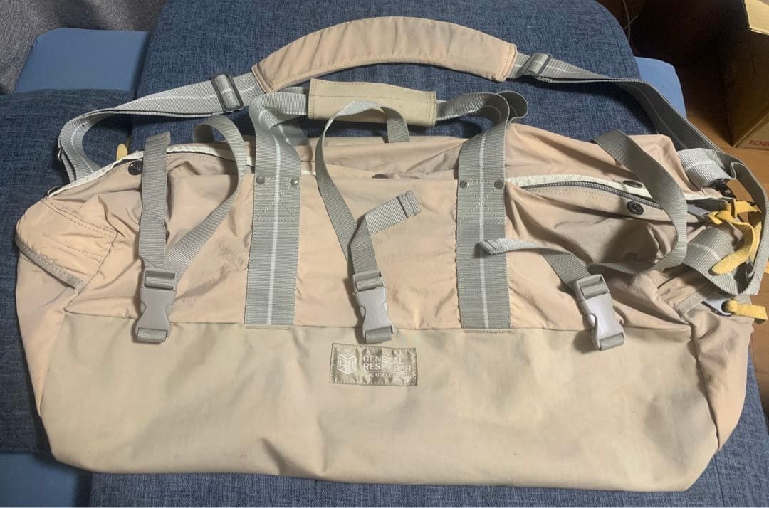 ジェネラルリサーチ　ボストンバッグ