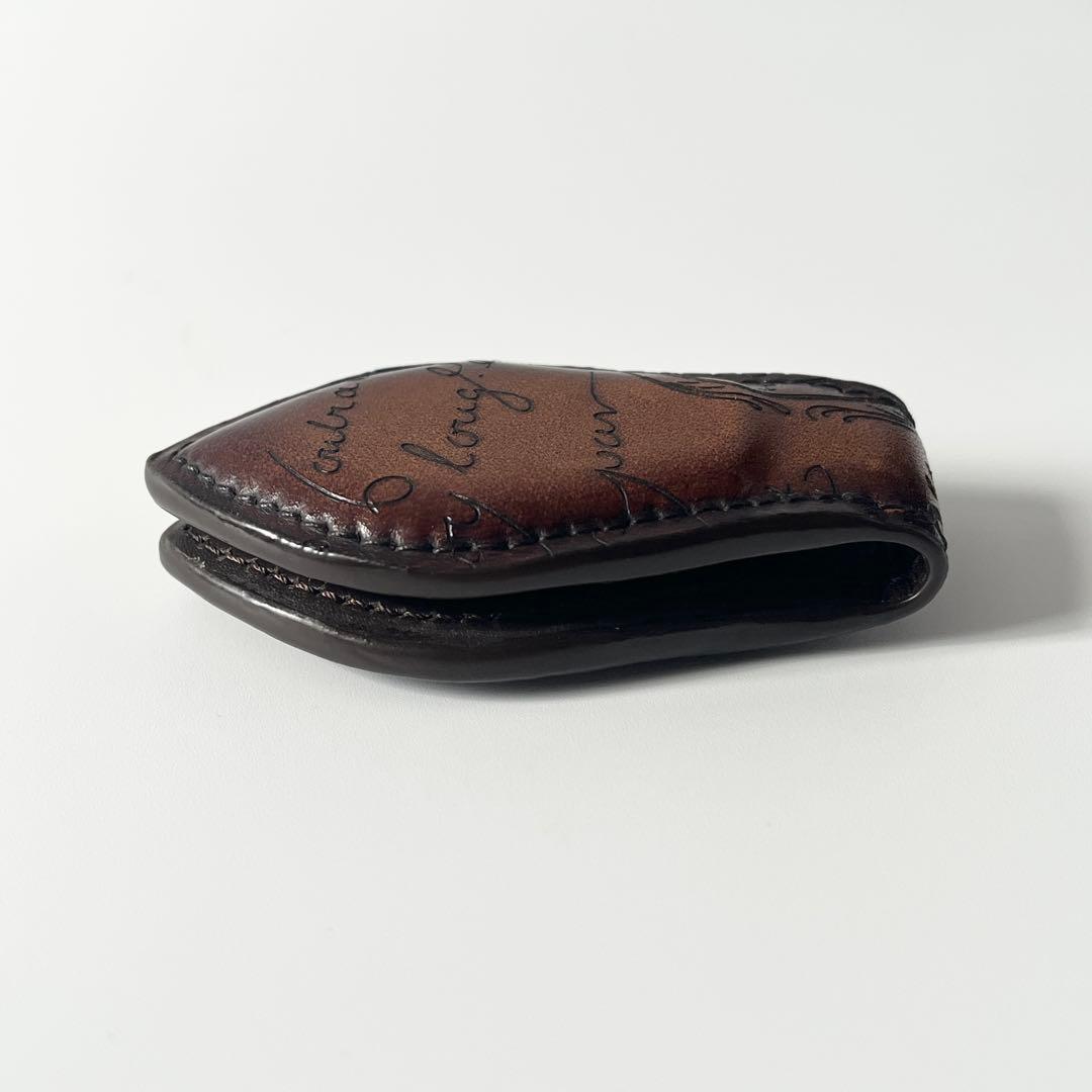 ベルルッティ　マネークリップ　カリグラフィー　レザー　茶色　ブラウン　メンズ