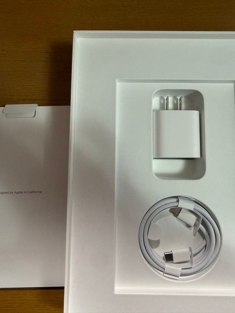 iPad Air M3 256Gb 11インチ ブルー Wi-Fi版