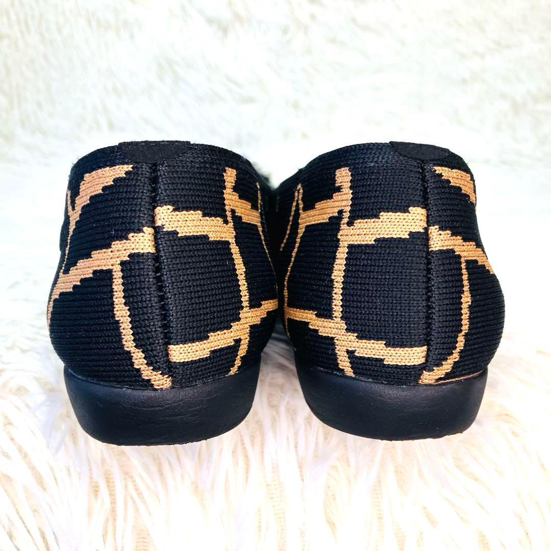 【極美品】希少VIVAIA 38 キリン柄 スクエアトゥ　シュークリップタッセル