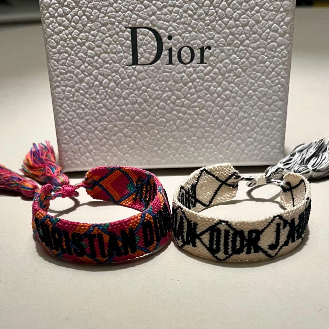 Dior ディオール　ミサンガ　ピンク系とホワイト系２個セット