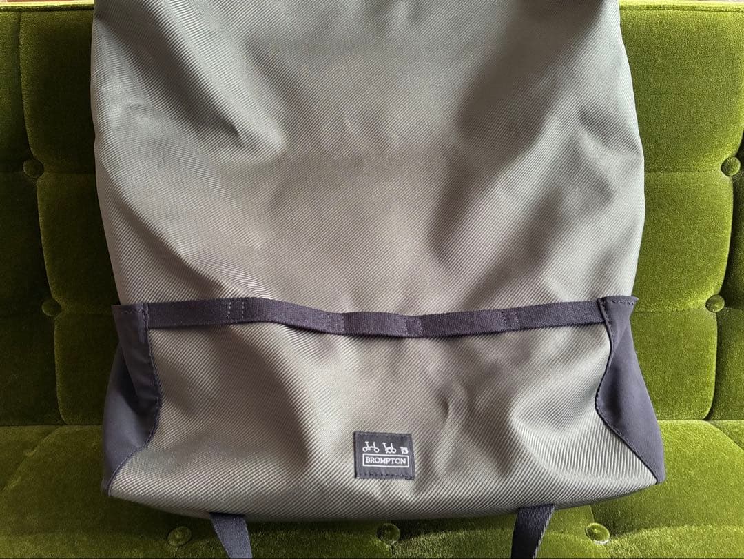 ブロンプトン Roll Top Bag 14L Olive Green