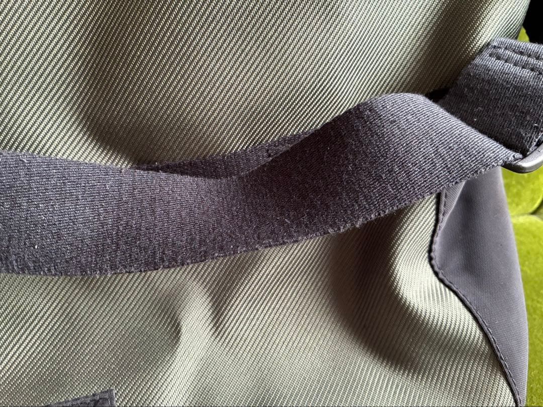 ブロンプトン Roll Top Bag 14L Olive Green