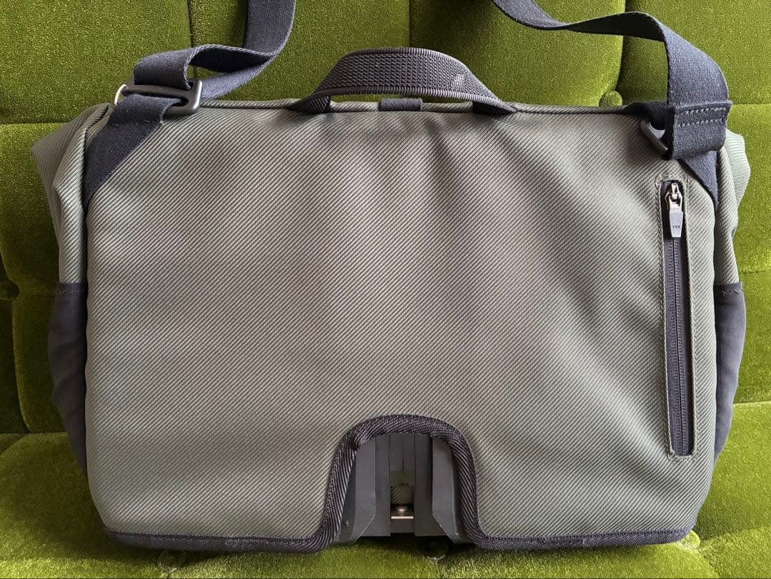 ブロンプトン Roll Top Bag 14L Olive Green