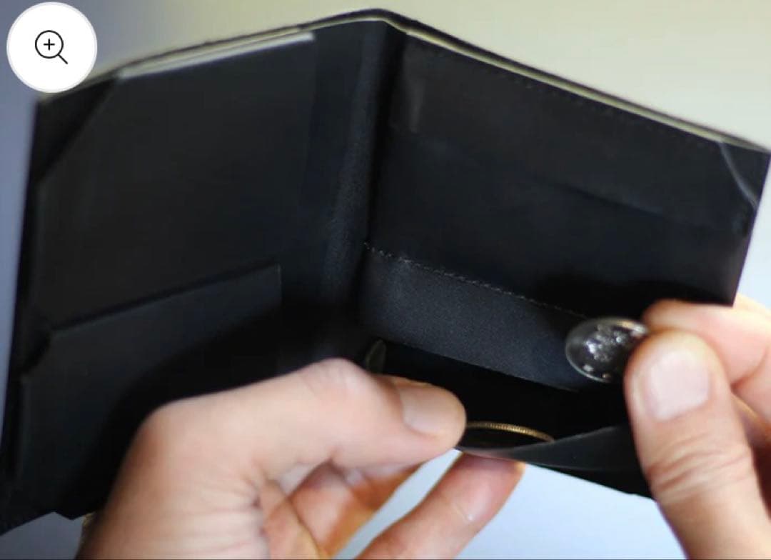 Tenuis BG - 使いやすさ、質感を大事にした究極の薄い財布