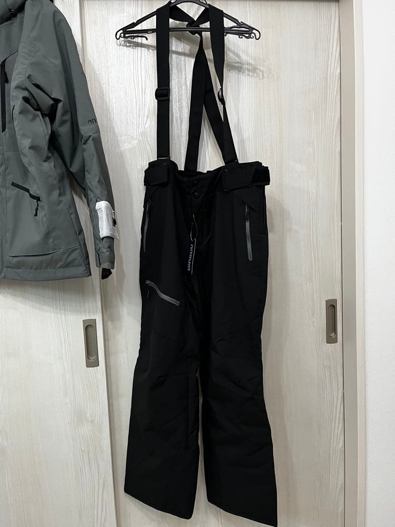 スキーウェア上下セット　メンズ　NNOUM ビブパン　Lサイズ　新品未使用