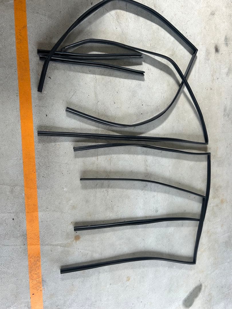 ランクルプラドKZJ78 パワーウインドの部品、オマケ付き 実働車外し