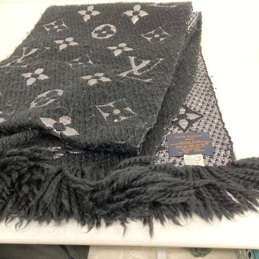 Louis Vuitton グレー マフラー