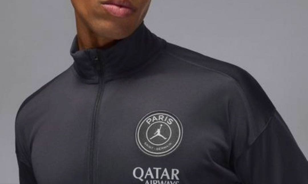 新品タグ付き★NIKE×PSG×JORDAN★ナイキ★ジャージ 上下セットアップ