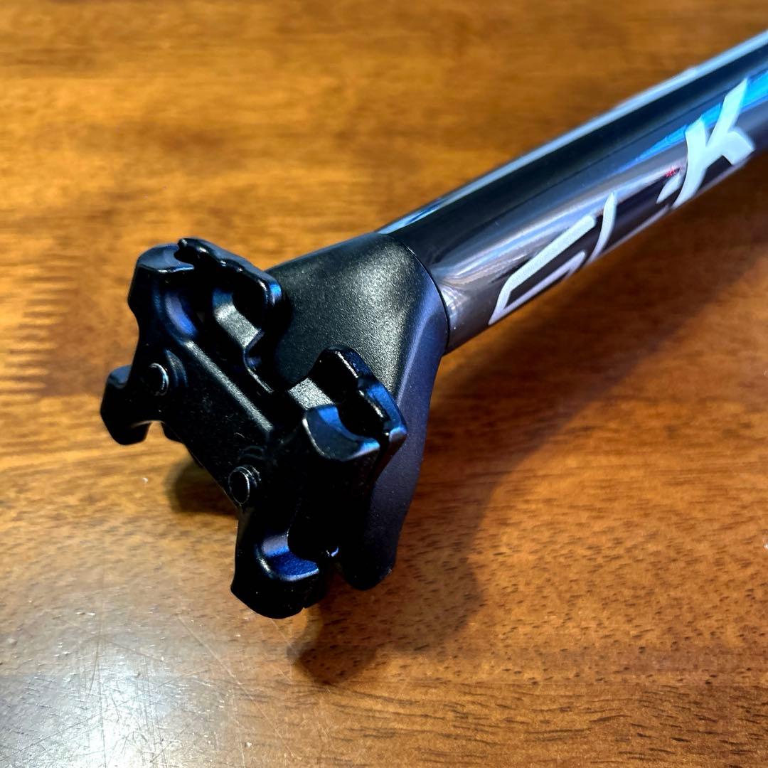 FSA SL-K 25.4 カーボンシートポスト