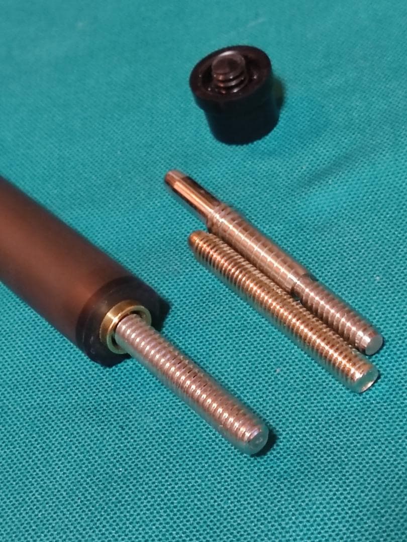 【新品】ブレイク・ジャンプ用カーボンシャフト　13ｍｍ　ユニロックマルチ　白座