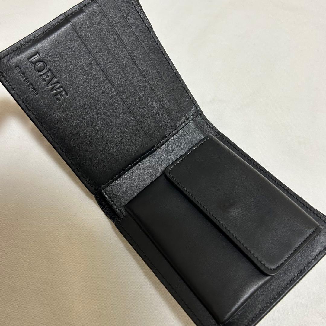 LOEWE パズル バイフォールド ウォレット（クラシックカーフ）