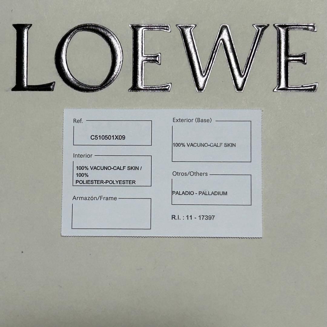 LOEWE パズル バイフォールド ウォレット（クラシックカーフ）